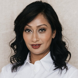 Headshot of Sumana Setty, co-founder of Commit-2-Change.