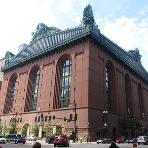 Street view of the Harold Washington Library, part of the Chicago Public Library system. Street view of the Harold Washington Library, part of the Chicago Public Library system.