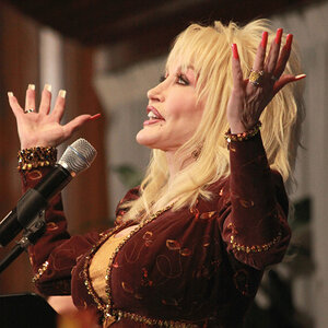 Dolly Parton returns to the National Press Club on February 1, 2009. Dolly Parton returns to the National Press Club on February 1, 2009.