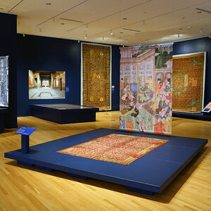 A museum gallery displaying valuable textiles – the Textile Museum.