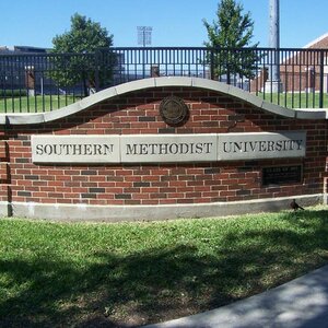 The entrance sign of Southern Methodist University.